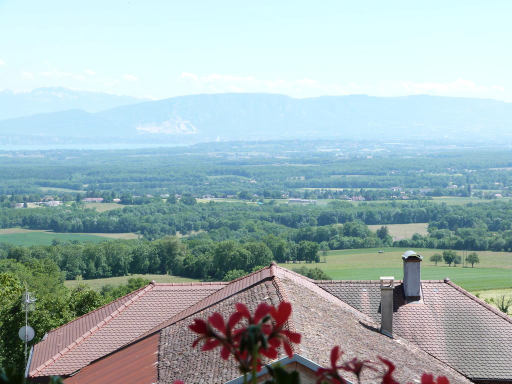 Bed and Breakfast Les Lumieres De Geneve Grilly Exterior foto